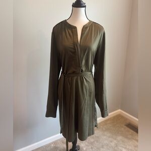 Banana Republic Silk Shirt Dress in Olive Green Size 12 Tall